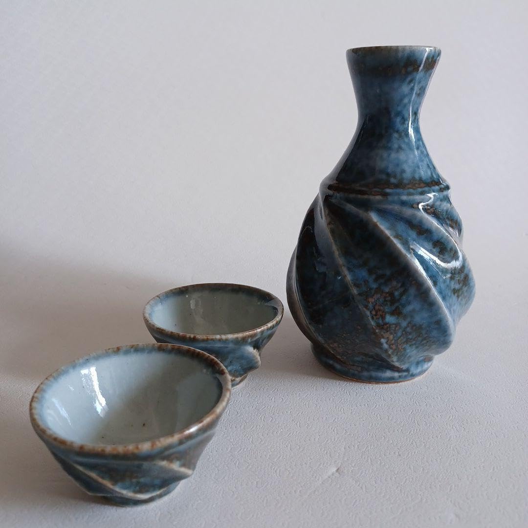 陶芸家 作家物 中荒江道子 九谷焼 九谷 染付 酒器 ぐい呑 盃 杯